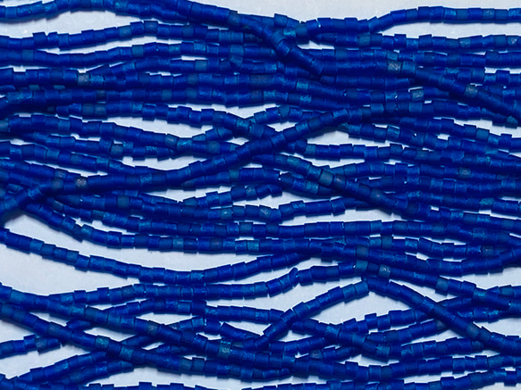 極小サイズ★チェコ製★マットな青色★20/0サイズ★1m★リュビネル針★糸通しビーズ★CZ20CBI-MTMB 3枚目の画像