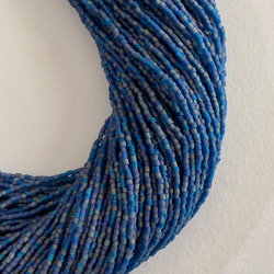 極小サイズ★チェコ製★マットな紺色★20/0サイズ★1m★オートクチュール刺繍ビーズ★CZ20MBI-MTMB 1枚目の画像