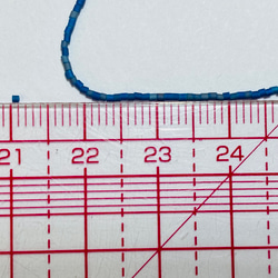 極小サイズ★チェコ製★マットな紺色★20/0サイズ★1m★オートクチュール刺繍ビーズ★CZ20MBI-MTMB 4枚目の画像