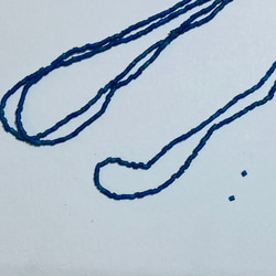 極小サイズ★チェコ製★マットな紺色★20/0サイズ★1m★オートクチュール刺繍ビーズ★CZ20MBI-MTMB 6枚目の画像