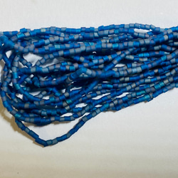 極小サイズ★チェコ製★マットな紺色★20/0サイズ★1m★オートクチュール刺繍ビーズ★CZ20MBI-MTMB 8枚目の画像