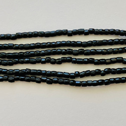 チェコ製★糸通しビーズ★3カット★11/0サイズ ★黒色★1mオートクチュール刺繍★CZ11BL-3C 6枚目の画像