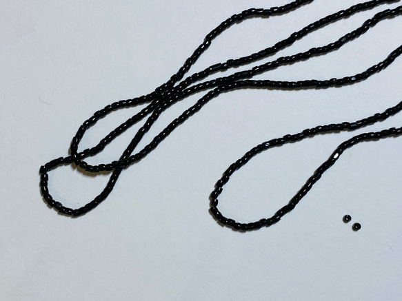 チェコ製★糸通しビーズ★3カット★11/0サイズ ★黒色★1mオートクチュール刺繍★CZ11BL-3C 7枚目の画像