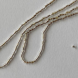 ヴィンテージ竹ビーズ★イタリア製ヴェネツィア★シルバーラインクリア色★1m★リュビネル針★糸通しビーズ★VV2C-SLB 6枚目の画像