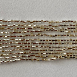 ヴィンテージ竹ビーズ★イタリア製ヴェネツィア★シルバーラインクリア色★1m★リュビネル針★糸通しビーズ★VV2C-SLB 7枚目の画像