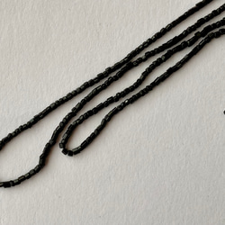 ヴィンテージビーズ★イタリア製ヴェネツィア★六角ビーズ ★黒色★1m★オートクチュール刺繍★糸通し★VV1B-HCB 6枚目の画像