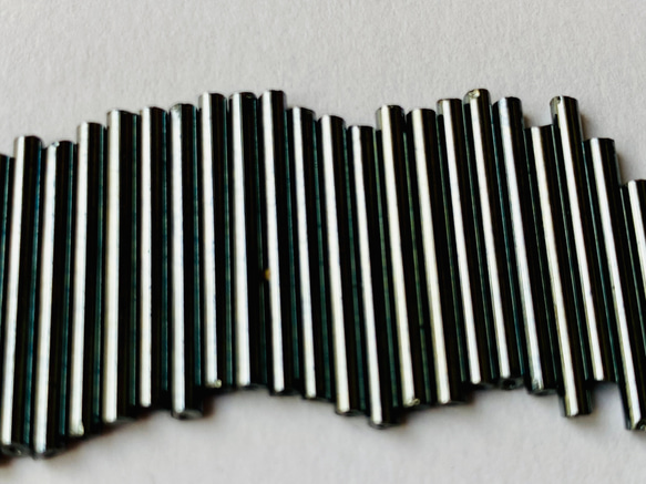 ヴィンテージビーズ★イタリア製ヴェネツィア★ロング竹ビーズ★ガンメタ色★20mm★オートクチュール★VV20GG-OB 3枚目の画像