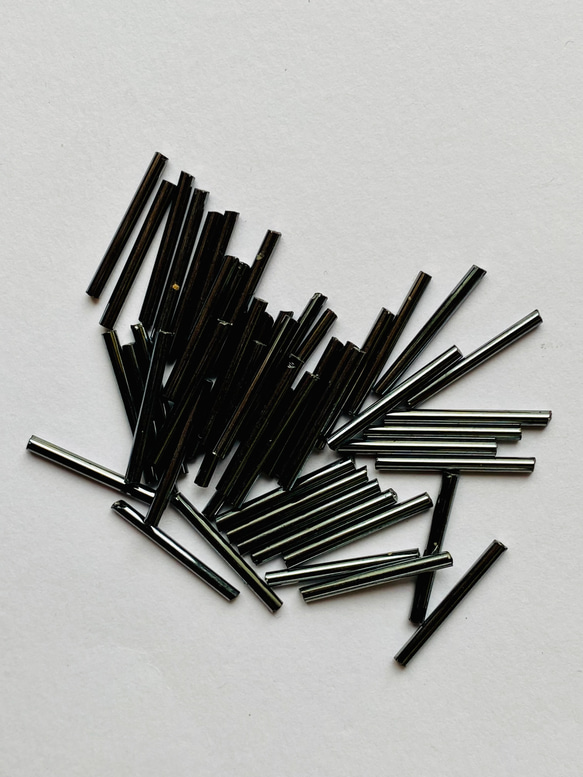 ヴィンテージビーズ★イタリア製ヴェネツィア★ロング竹ビーズ★ガンメタ色★20mm★オートクチュール★VV20GG-OB 5枚目の画像