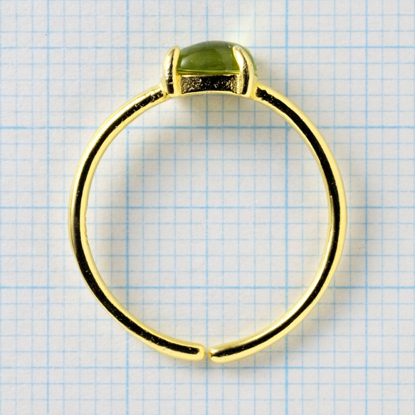 宝石質ペリドットのリング　フリーサイズSV925 3枚目の画像