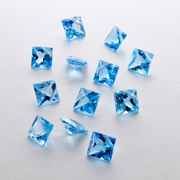 2粒売り　宝石質スイスブルートパーズAAA-　プリンセスカット5×5mm 2枚目の画像