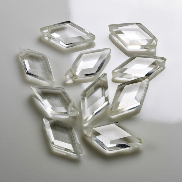 2粒売り 宝石質クリスタルAAA　ダイヤカット10×5mm 2枚目の画像