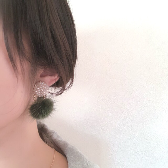 グリーンファー×パール♢ 2way  earring or pierce 3枚目の画像