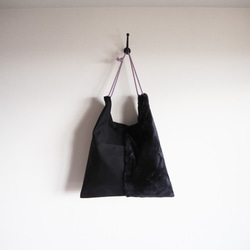 ●受注生産●ファーと帆布のハーフ&ハーフ2wayバッグ【黒】 2枚目の画像