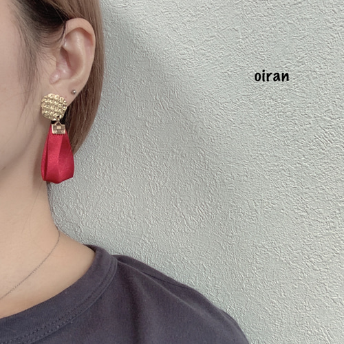 再販2　フリンジ　ピンク　グレー　ピアス　イヤリング　ツイード　リボン　タッセル 再販2 フリンジ ピンク グレー ピアス イヤリング ツイード リボン