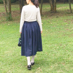 linen/gatherlongskirt/navy 4枚目の画像