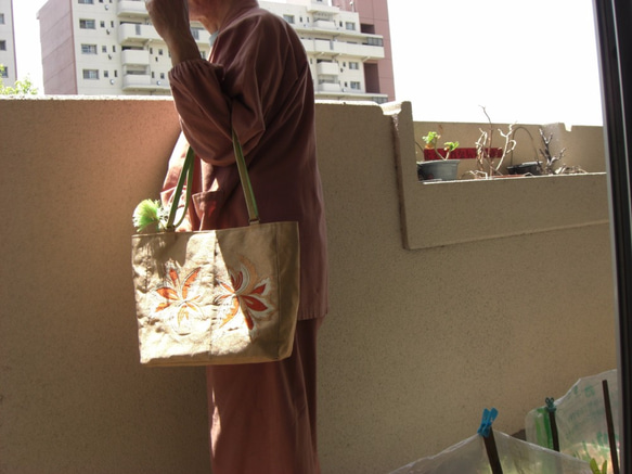 帯バッグ　金糸名古屋帯（織り）「神楽・Ｊ」Ｃ９０ 6枚目の画像