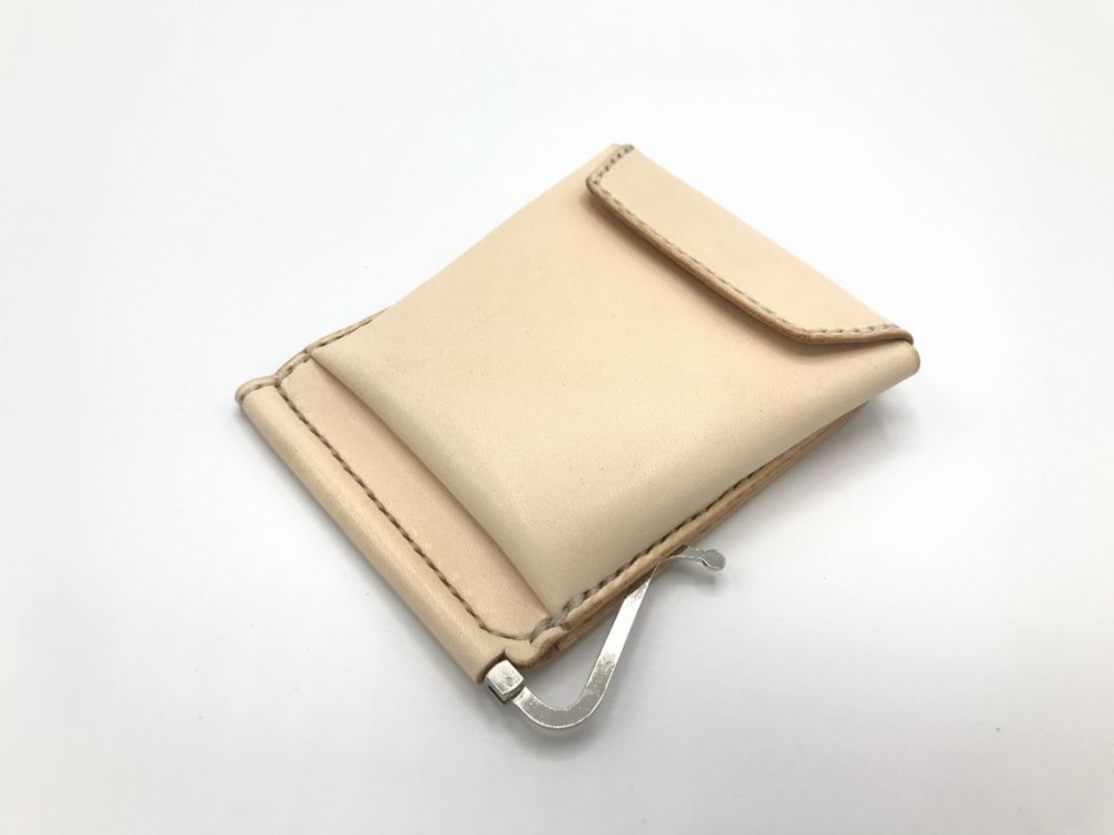 【ハンドメイド】黒ヌメ革の小銭入れ付きマネークリップ 【ハンドメイド】黒ヌメ革の小銭入れ付きマネークリップ