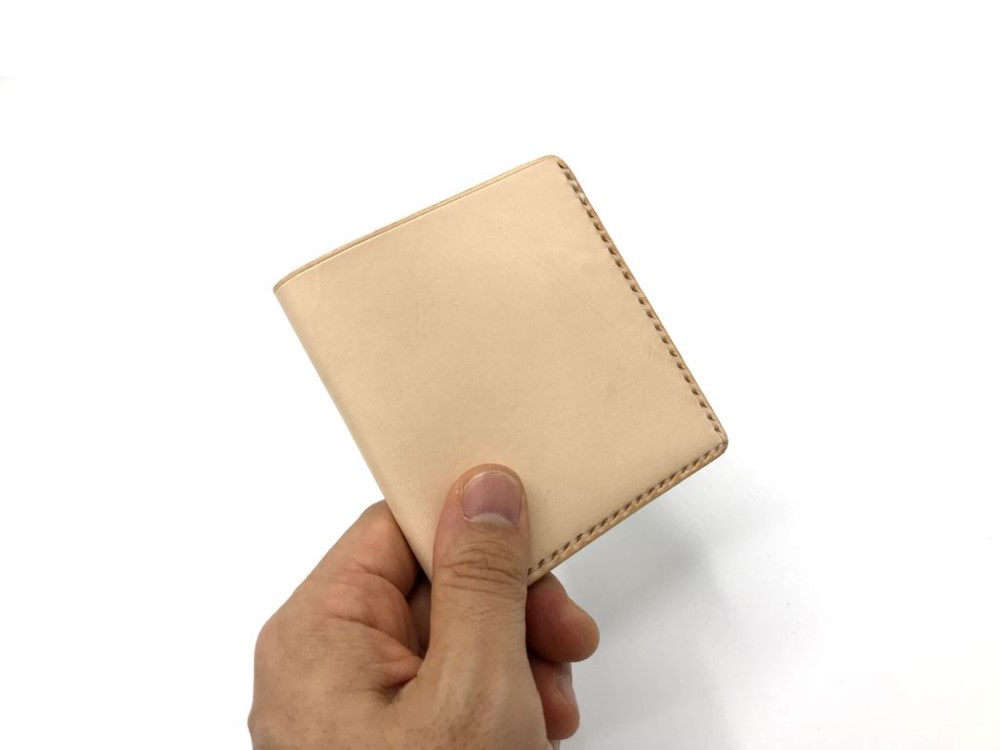 二つ折り財布・札入れ（小銭入れなし）ver.2　本革・レザー【選べるカラー・名入れ無料】【商品番号：ch107】