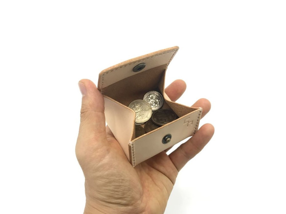 【選べるカラー・名入れ無料】BOX型コインケース(小)　ボックス型小銭入れ　牛ヌメ革  (ch005) 1枚目の画像