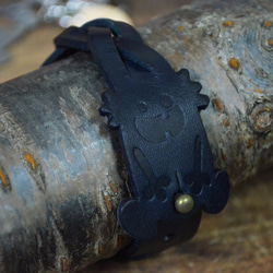 【Peej】'Outie' Leather Bracelet / Blue 1枚目の画像