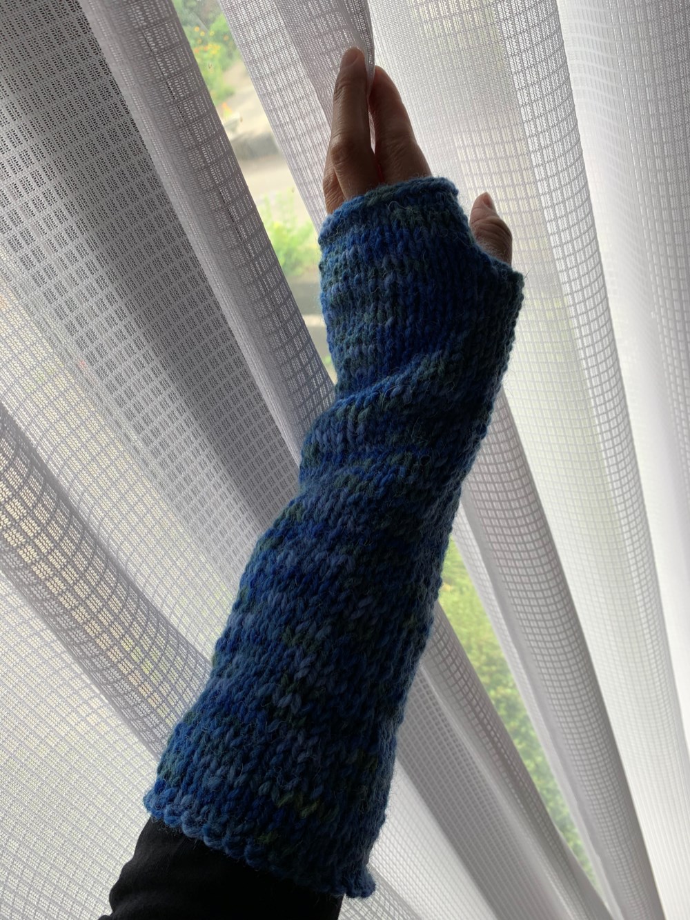 【一点物】ミトン & アームウォーマー（ブルー系）ウール100%（女性向け）