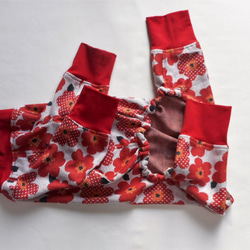 赤いお花のパジャマ 3枚目の画像