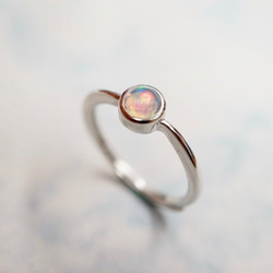 ITS：101【天然石系列・Opal・歐泊・蛋白石】925銀戒指。 第2張的照片