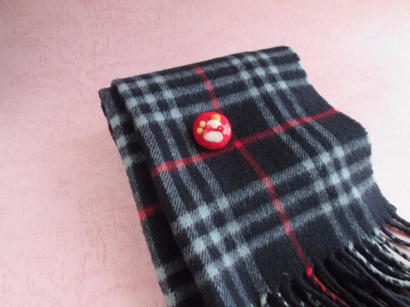 お正月ブローチ♪（赤い丸型）羊毛フェルト 4枚目の画像