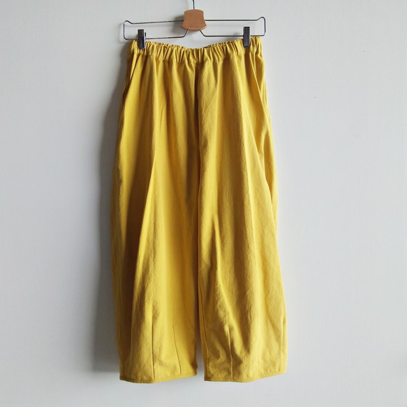 Feliz & Recap [ 寬版縮口八分褲 ] 黃 純棉 第7張的照片