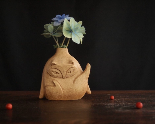 ペヘモリッケ　猫ちゃん　花瓶　一輪挿し　ぬいぐるみ 猫 - 花瓶・一輪挿しの人気通販 | minne byGMOペパボ 国内最大級