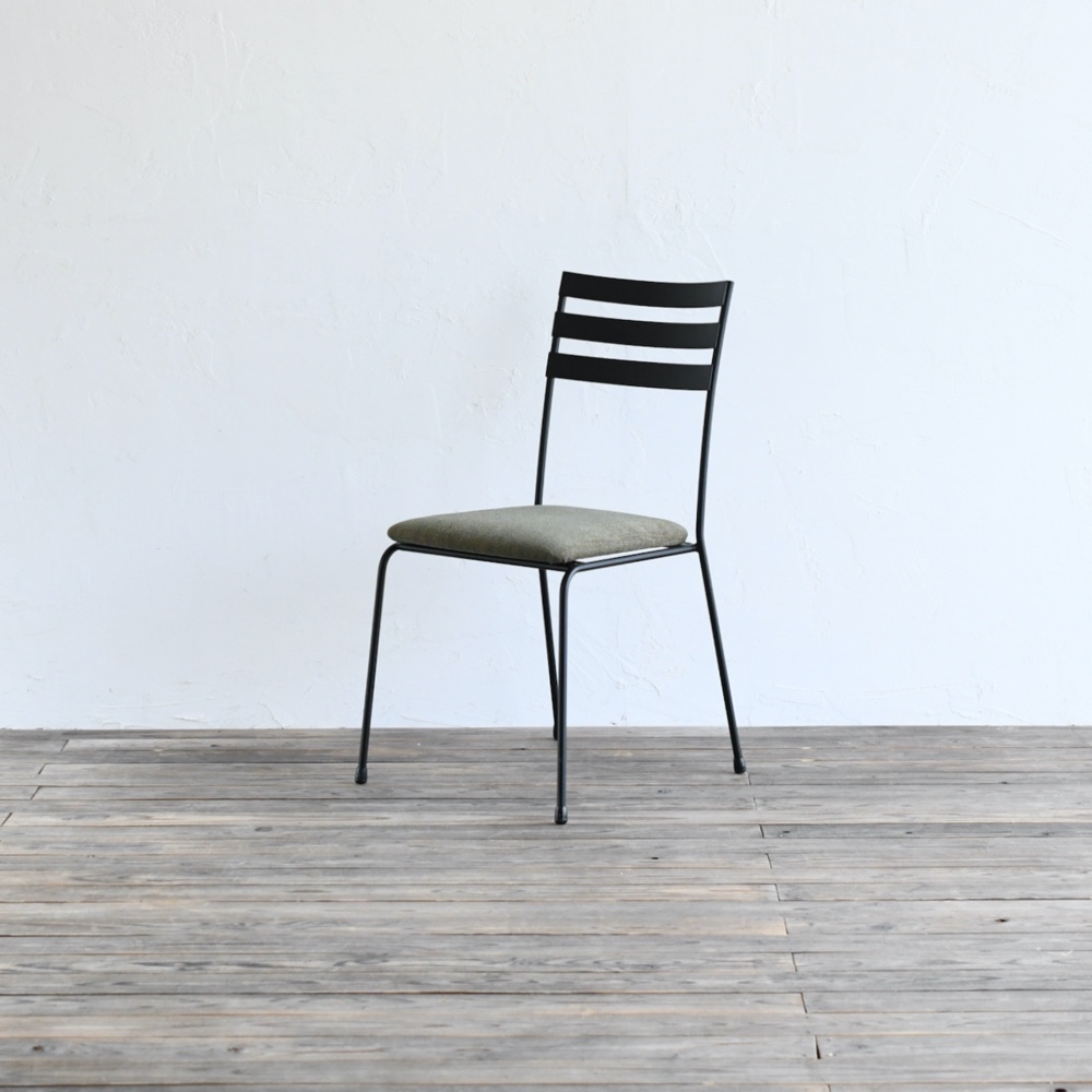 BASIC CHAIR – Fabric Seat　椅子・チェア 18,576円