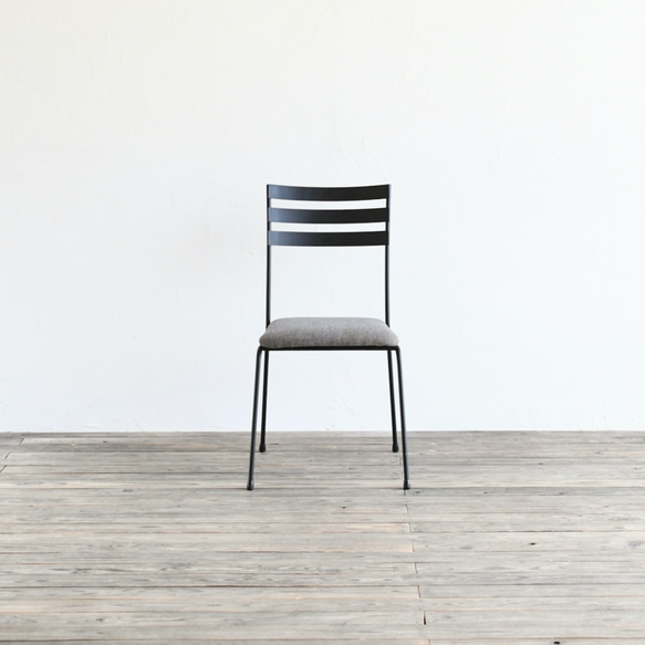 BASIC CHAIR – Fabric Seat　椅子・チェア 2枚目の画像