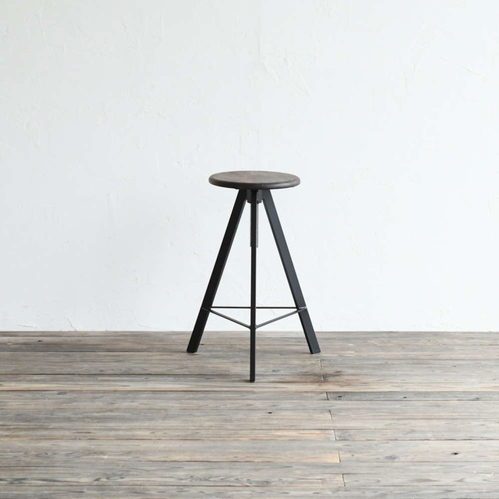 TRIPOD STOOL – HIGH / WALNUT