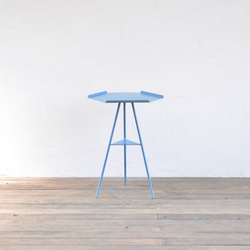 Tripod table - Steeltop Middle （スチール天板・ミドルタイプ） 1枚目の画像