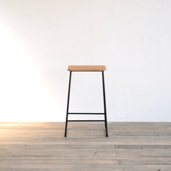 TRAPEZOID STOOL  H630 - OAK・HIGH （ハイチェア） 3枚目の画像