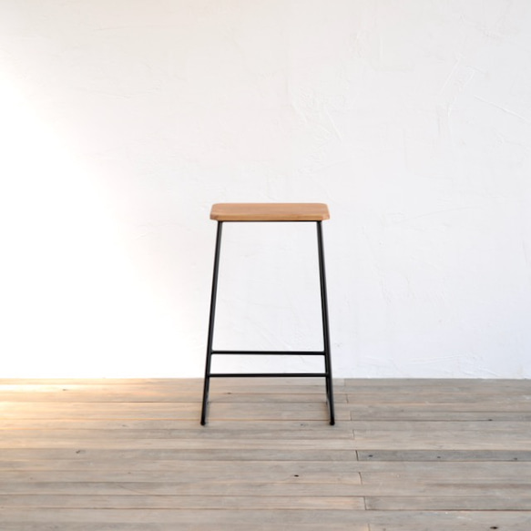 TRAPEZOID STOOL  H630 - OAK・HIGH （ハイチェア） 3枚目の画像