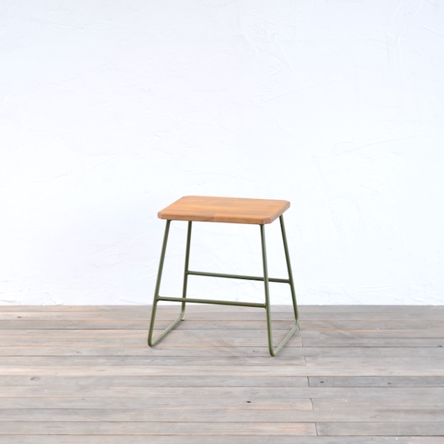 TRAPEZOID STOOL - OAK　/スツール・椅子・踏み台
