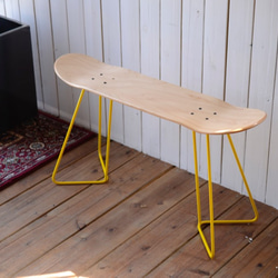 Skateboard stool (Yellow）  / スケートボードスツール（イエロー） 1枚目の画像