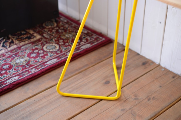 Skateboard stool (Yellow）  / スケートボードスツール（イエロー） 3枚目の画像