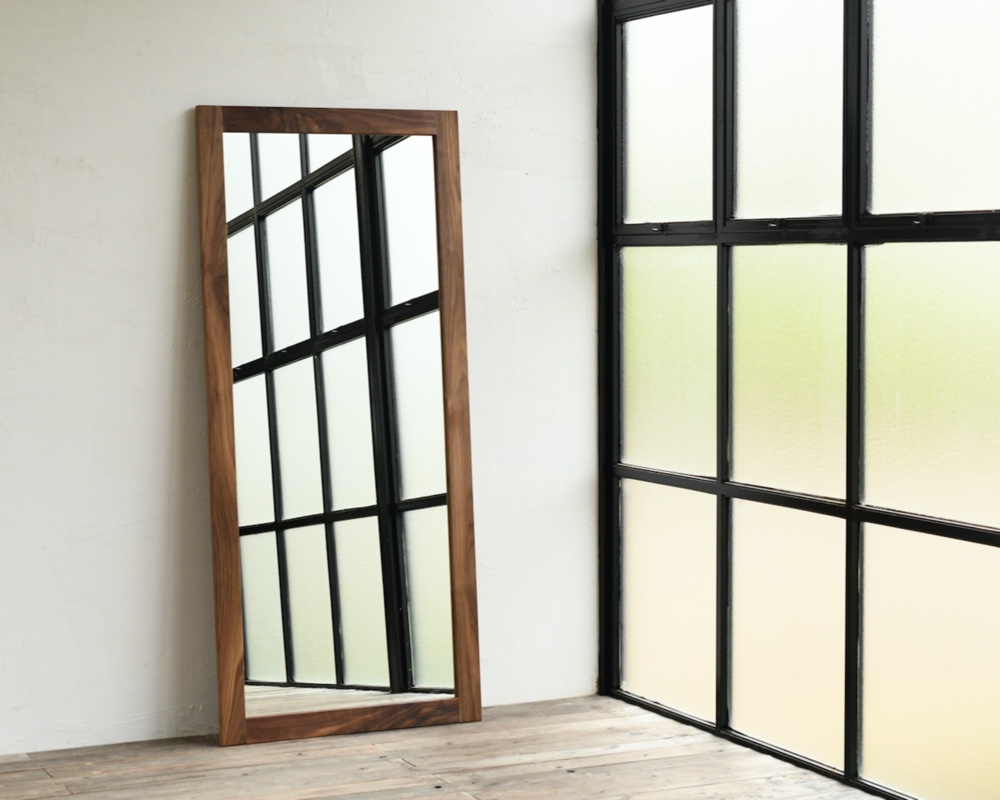 WOOD FRAME MIRROR - WALNUT　1560（ウォールナット） / ミラー・鏡