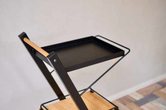 Zシェイプド　キャスターワゴン　（オーク） steel colorは マットブラック wood ナチュラル color