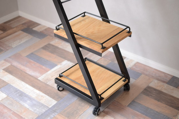 Zシェイプド　キャスターワゴン　（オーク） steel colorは マットブラック wood ナチュラル color