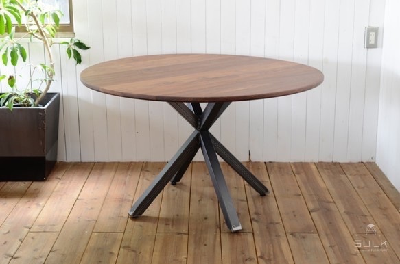 WALNUT ROUND TABLE – Asterisk frame 5050　φ1100（節なし） 1枚目の画像