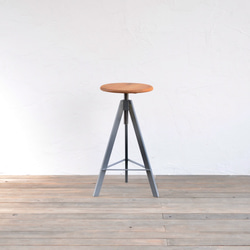 TRIPOD STOOL – HIGH / OAK 3枚目の画像