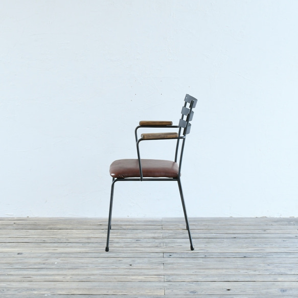 BASIC ARMCHAIR – Leather Seat　チェア・イス 2枚目の画像