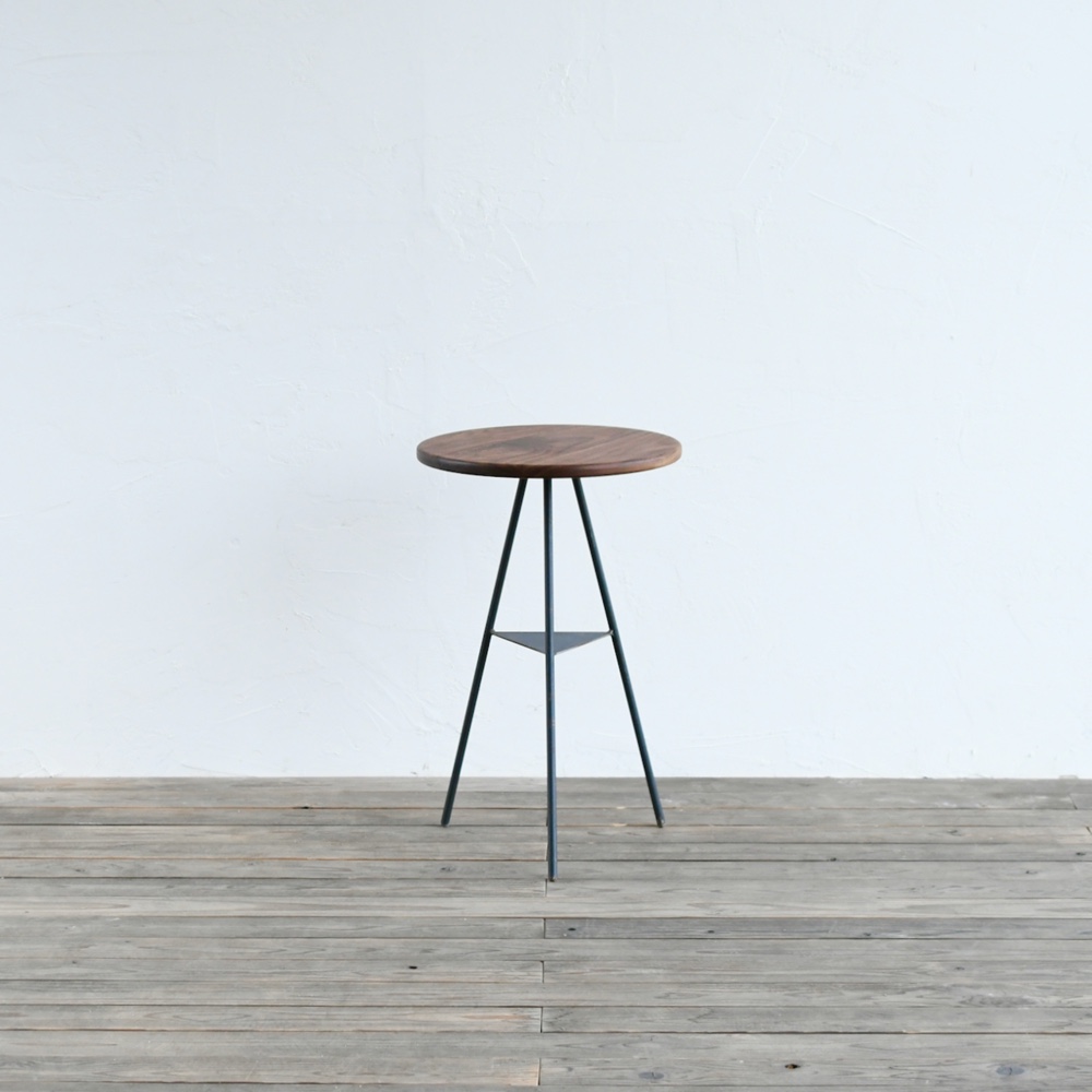 Tripod table -Walnut woodtop Middle（ウォルナット 丸テーブル・ミドル）