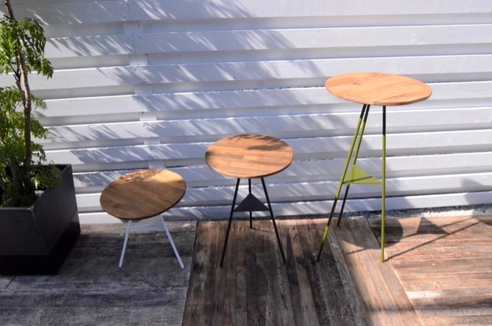Tripod table - Walnut woodtop High（ウォルナット 丸テーブル・ハイ）