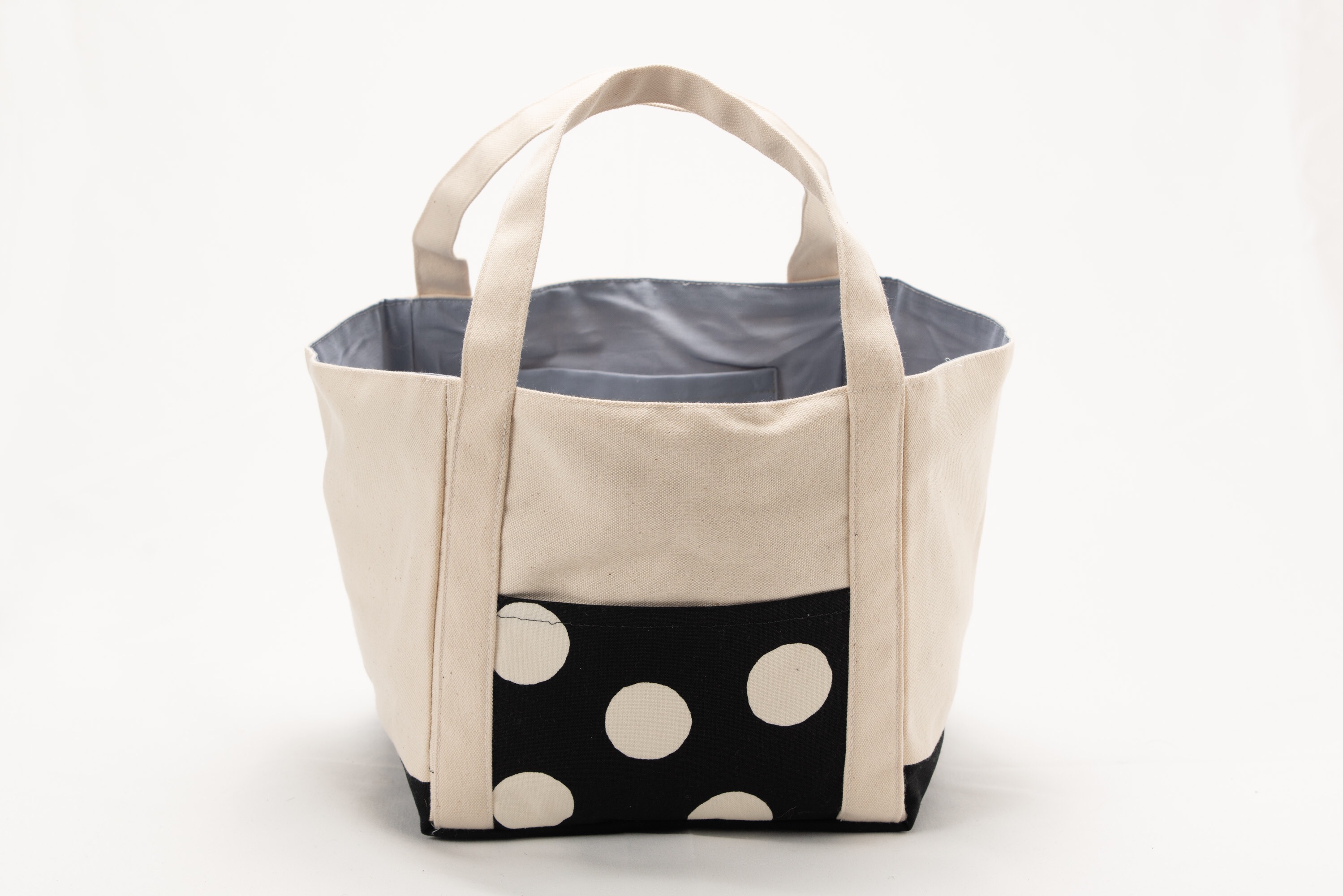 真四角トート 黒ドット トートバッグ Ladybug's Dot casual 通販