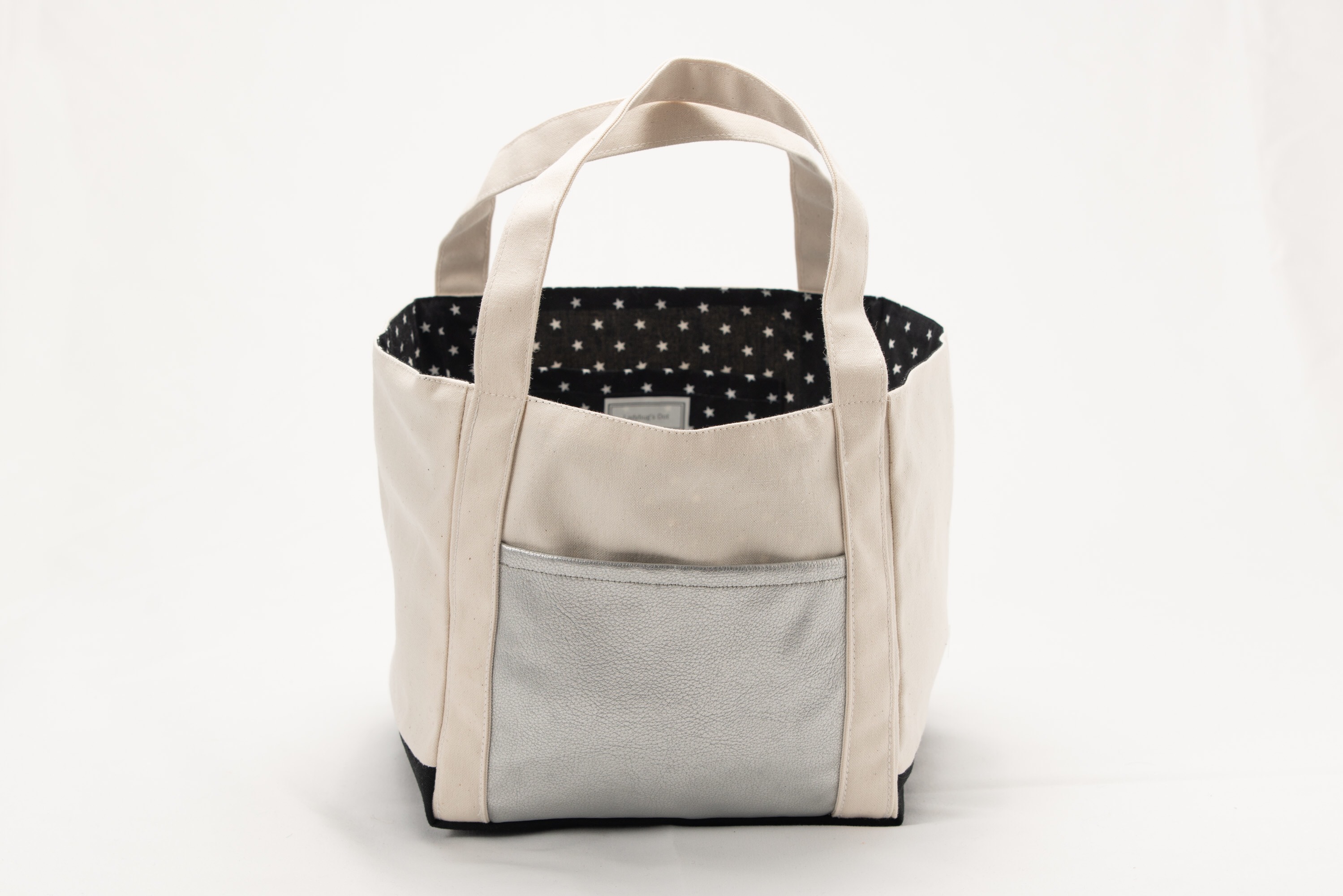 真四角トート シルバー トートバッグ Ladybug's Dot casual 通販