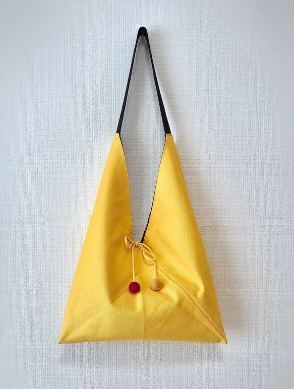 日本印花棉布粽型側背包-中尺寸-兩面用-金色櫻桃 第3張的照片